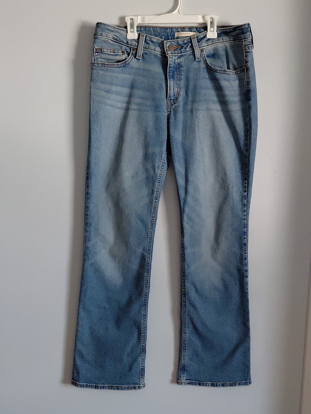 ​Levi's Superlow Boot Cut Jeans Light Wash Denim Low Rise Size 31 Y2K Blue